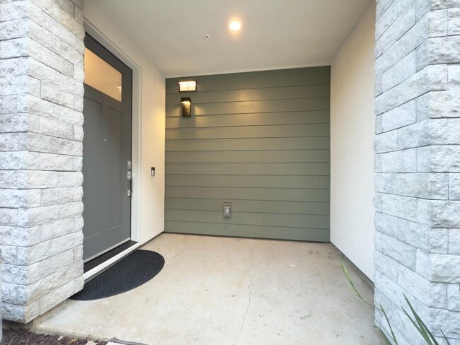 Foto del edificio - 1303 Besra Ter