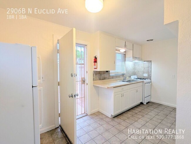 Foto del edificio - 2906 N Euclid Ave