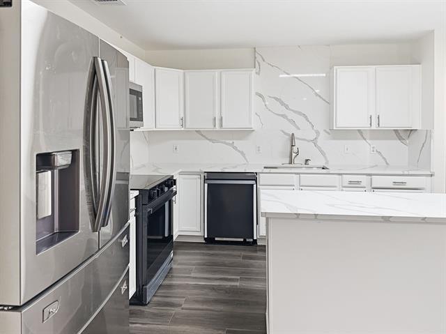 Foto del edificio - 12214 Peachtree Ln