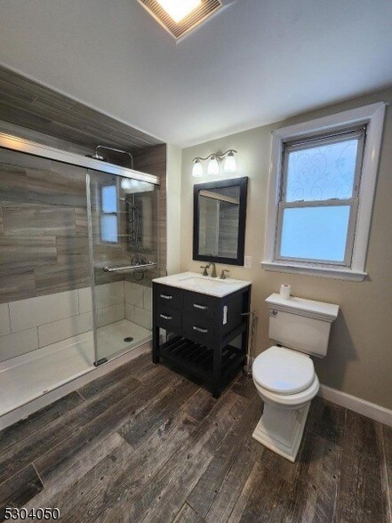 Foto del edificio - 28 Minker Pl