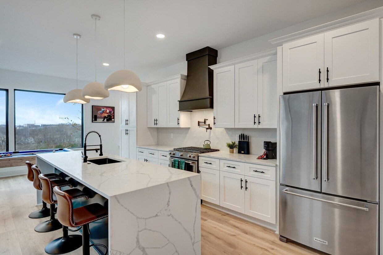 Foto principal - 554 Rosedale Ave