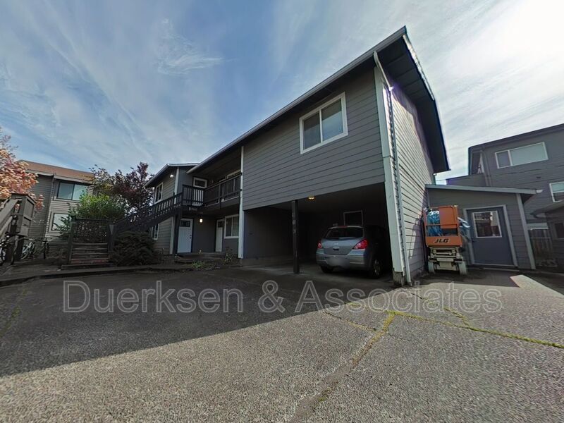 1961 NW Grant Ave Unit #2, Corvallis, OR 97330 - Condo for Rent in 