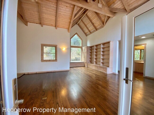 Building Photo - 2 br, 1 bath House - 3233 Dry Creek Road