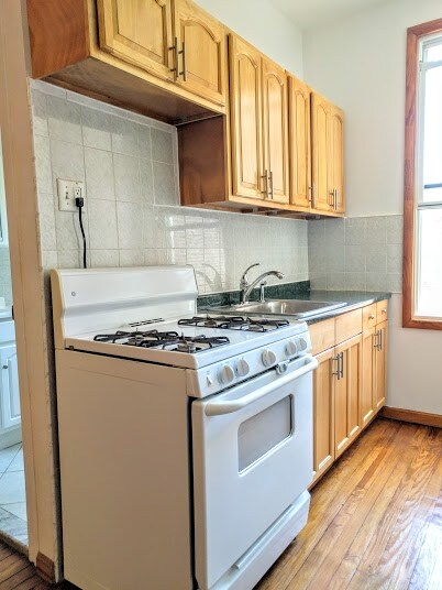 Building Photo - 1816 Summerfield St