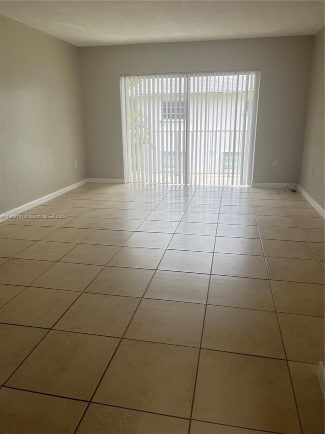 Building Photo - 7330 SW 82nd St