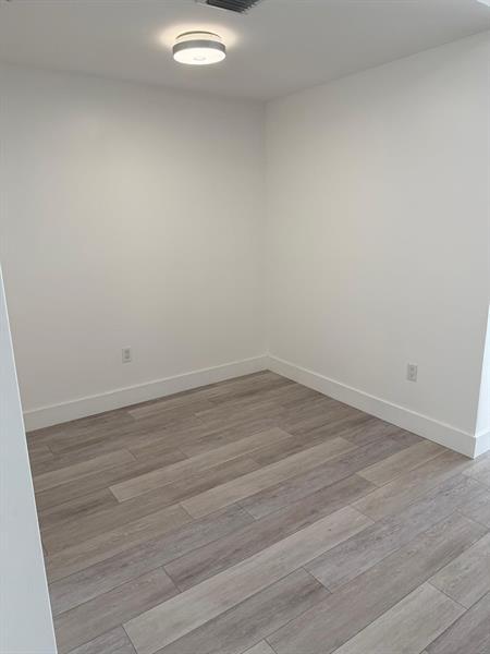 Foto del edificio - 90 SW 3rd St