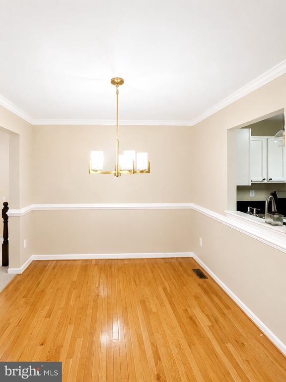 Foto del edificio - 706 Vanderbilt Terrace SE
