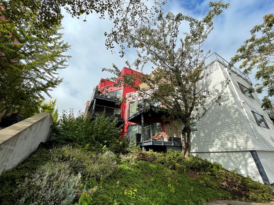 Foto principal - Waterfront Condo in McCormick Pier with Wa...