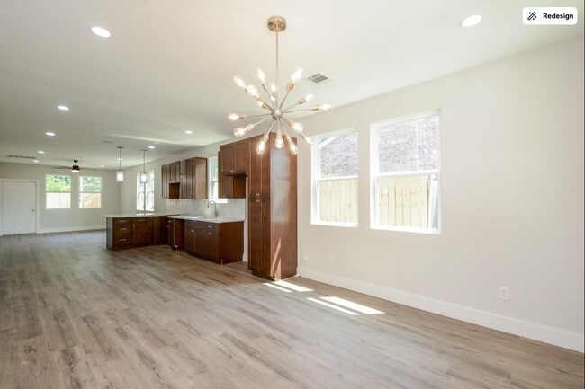 Foto del edificio - 5923 Southtown St
