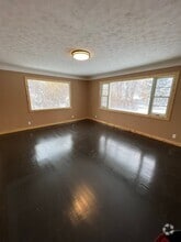 Building Photo - 624 N 3rd St