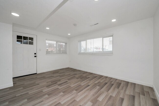 Foto del edificio - 2642-2642 S 800 E