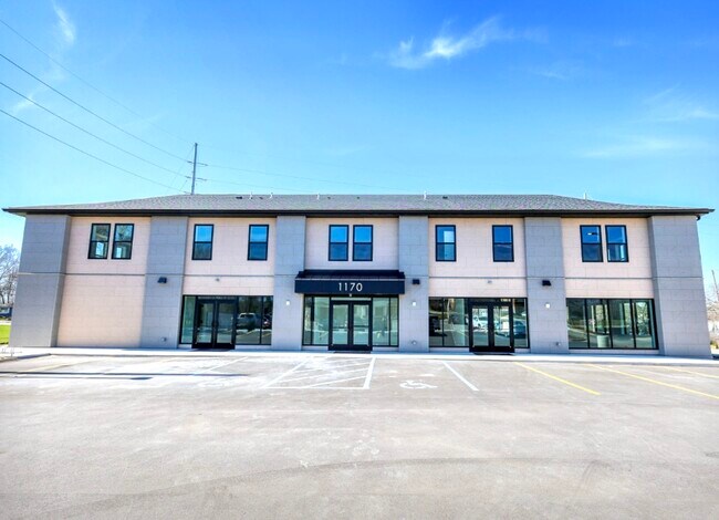 Building Photo - 1170 Plymouth Ave NE