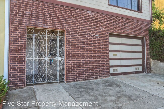Building Photo - 2 br, 1 bath House - 1050 Brussels St.