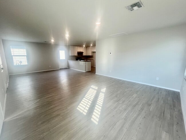 Building Photo - 3230 Carducci Dr