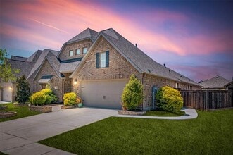 Building Photo - 807 Knoxbridge Rd