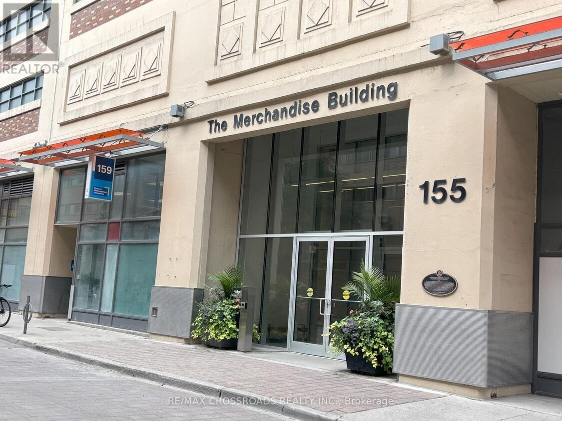 Primary Photo - 1036-155-155 Dalhousie St