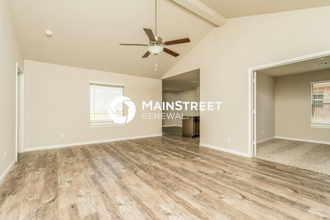 Foto del edificio - 4 Bedroom Pet-Friendly Home in Newcastle, OK with Main Street Renewal