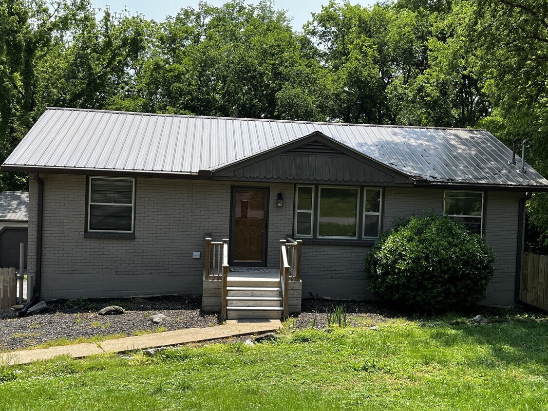 4950 Packard Dr, Nashville, TN 37211 Townhome Rentals in Nashville TN