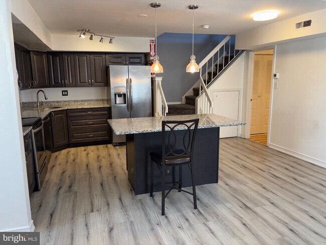 Foto del edificio - 4504 Michael Ln