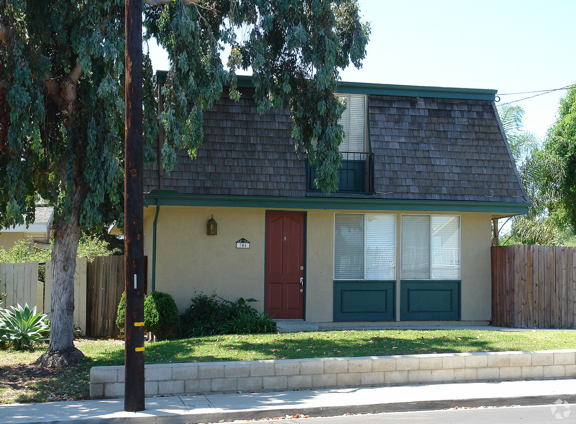 Building Photo - 305 Santa Isabel Ave