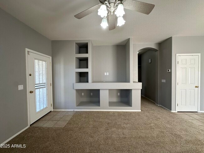 Foto del edificio - 14244 W Weldon Ave