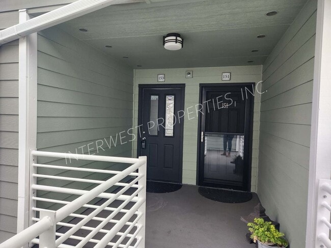 Foto del edificio - 153 N Hayden Bay Dr
