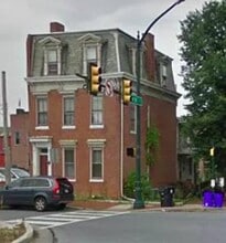 Building Photo - 930 N 6th St