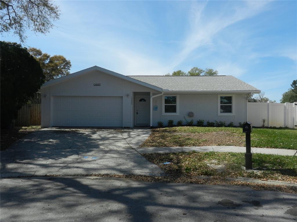 Foto principal - 12690 116th St