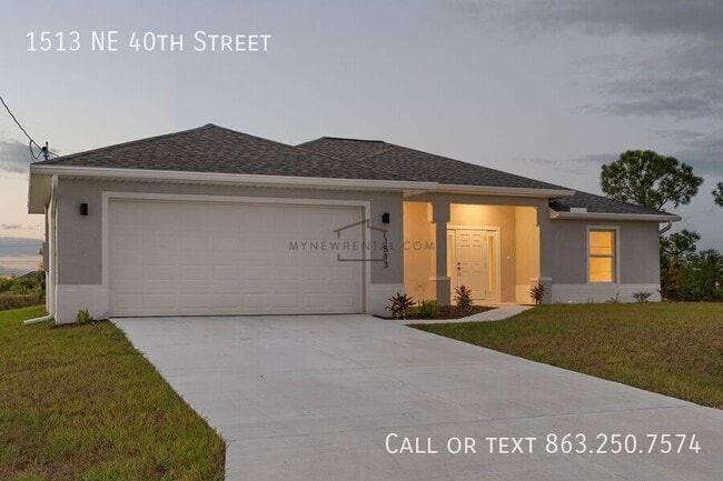 Building Photo - 1513 NE 40th St