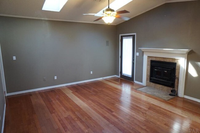 Building Photo - 11685 Wakefield Dr