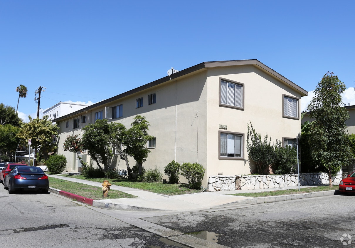 11625 Culver Blvd, Los Angeles, CA 90066 Apartments in Los Angeles