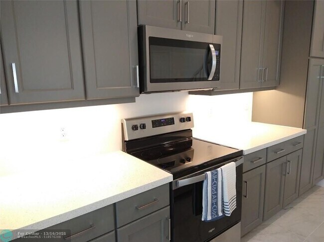 Foto del edificio - 1839 Spoonbill Ct