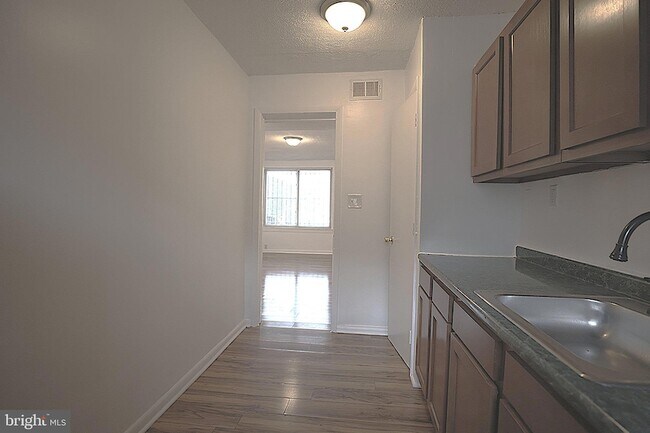 Foto del edificio - 4329 Halley Terrace SE