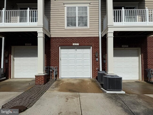 Building Photo - 4521 Whittemore Pl