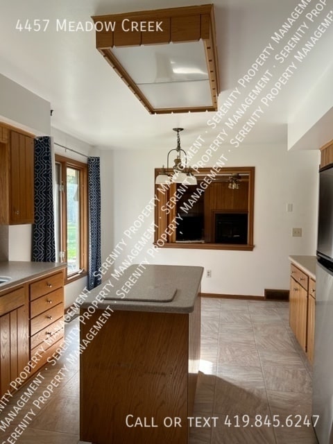 Foto del edificio - Stunning Four Bedroom Home Available NOW!