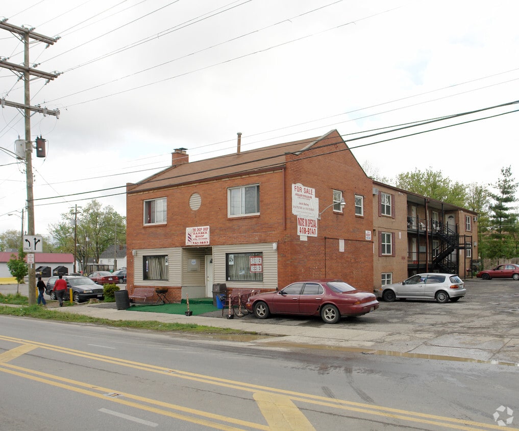 1084 E Hudson St, Columbus, OH 43211 1084 E Hudson St Columbus, OH