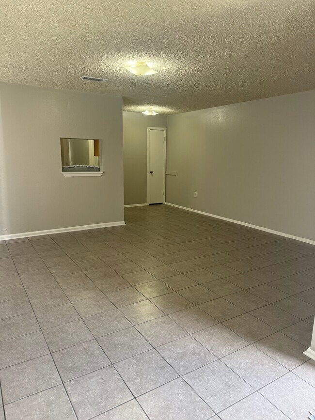 Foto del edificio - 708 24th St