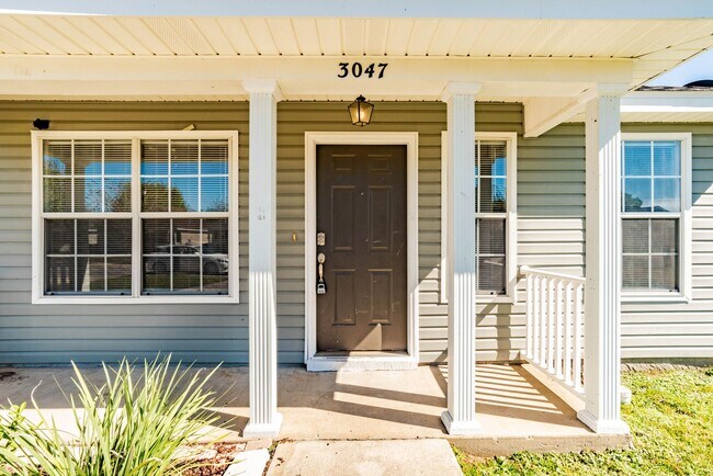 Foto del edificio - Well-maintained cottage home in Bellview