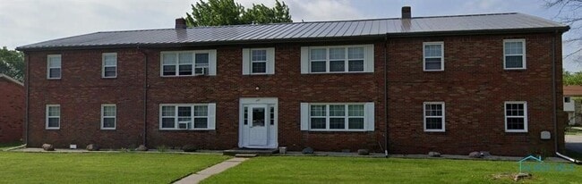 Building Photo - 105 Blair Dr
