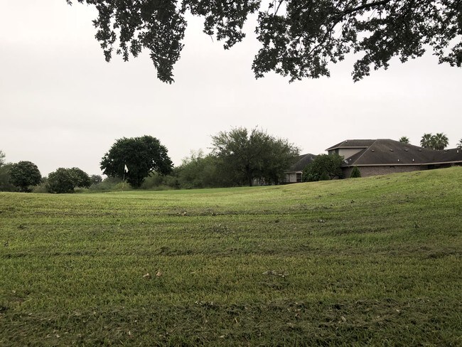 Building Photo - 1512 River Bend Dr