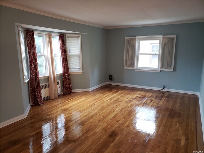 Foto del edificio - 69-53 179th St