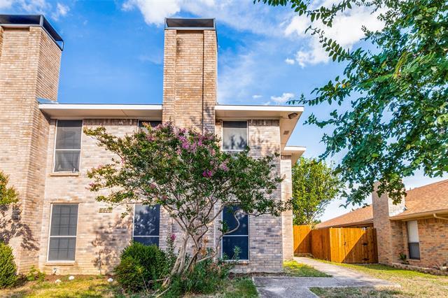 Building Photo - 2414 Cordoba Dr