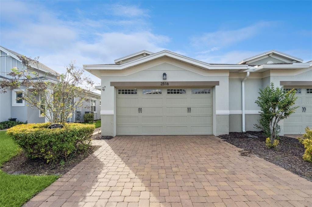 Foto principal - 2516 Yellow Brick Rd