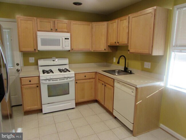 Foto del edificio - 7305 Charlotte St