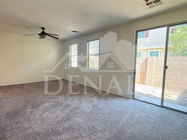 Foto del edificio - 8198 W Groom Creek Rd