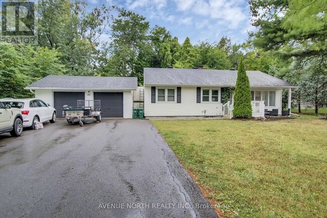 Building Photo - 65 Rothwell Dr