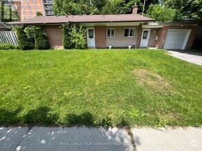 Building Photo - 69 Samson Crescent