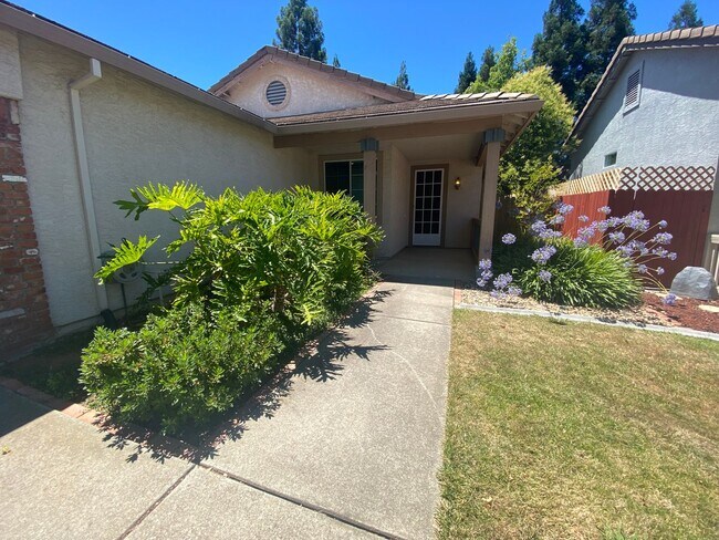 Building Photo - Awesome Folsom Home in Broadstone, Near Ra...