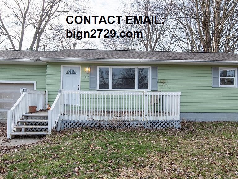 Front view - 1037 Novak Rd