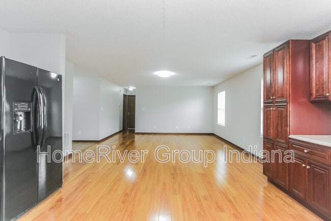 Building Photo - 108 Camelia Ct
